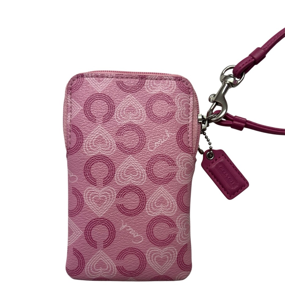 NWT Coach Pink Heart Shaped Logo Wristlet Digital Camera / Phone Case - Picture 3 of 6